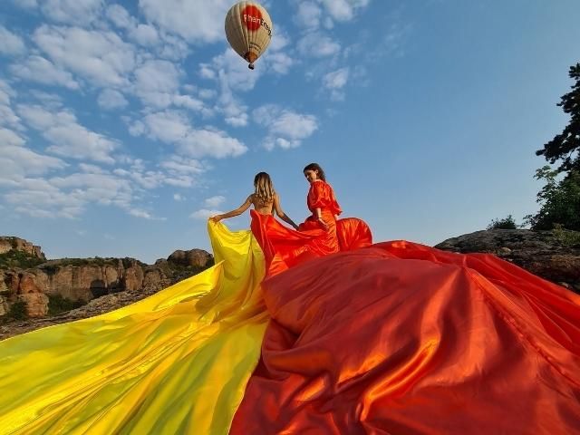 фотосесия с flying dress и атв на Белоградчишките скали - Gift Tube - снимка