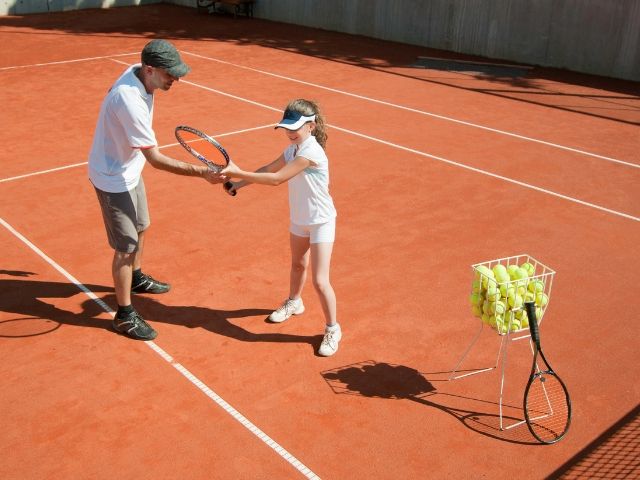 3 индивидуални урока по тенис - снимка