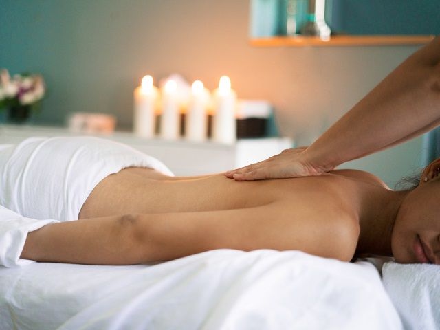 Арома масаж на цяло тяло-снимка