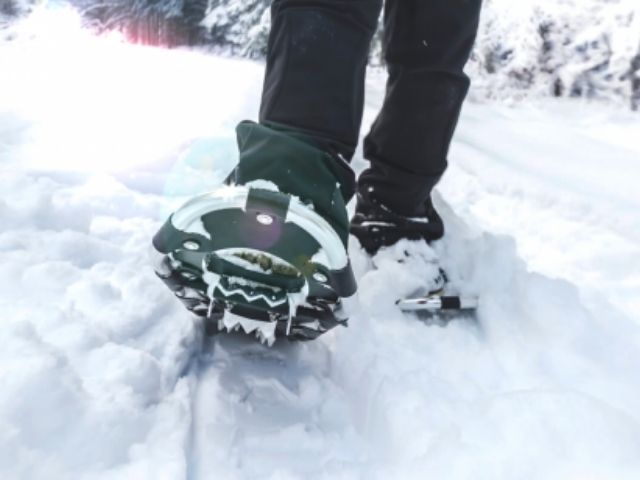 Преход със снегоходки на Пампорово - ваучер за подарък