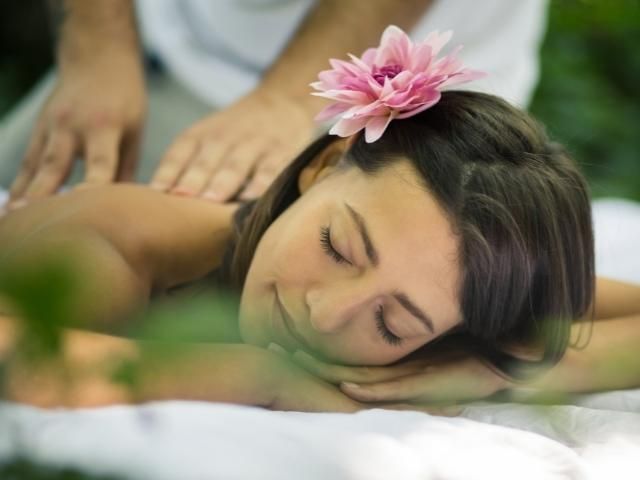 Класически масаж на цяло тяло - снимка