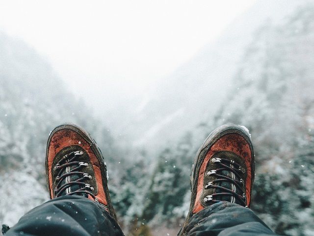 Полудневен зимен планински преход с водач - ваучер за преживяване