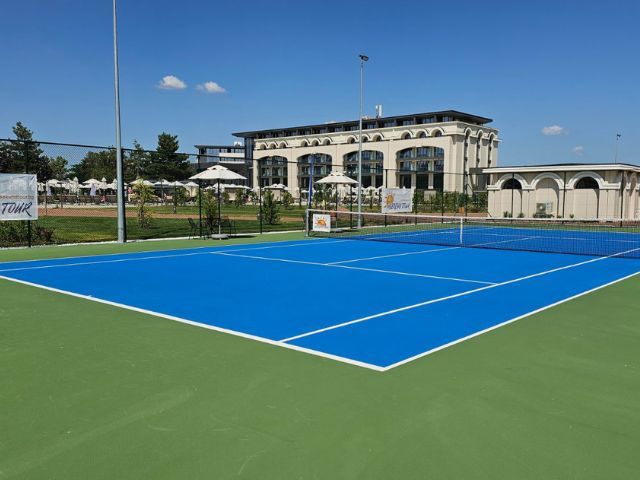 тенис корт със син цвят - снимка