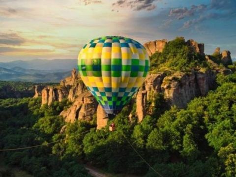 панорамно издигане с балон - полет с балон 
