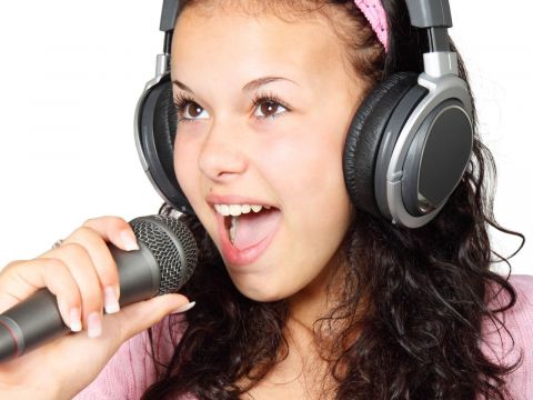 6 урока по пеене – ваучер за подарък 